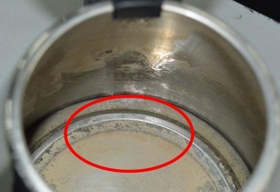 nước đun sôi cặn trắng